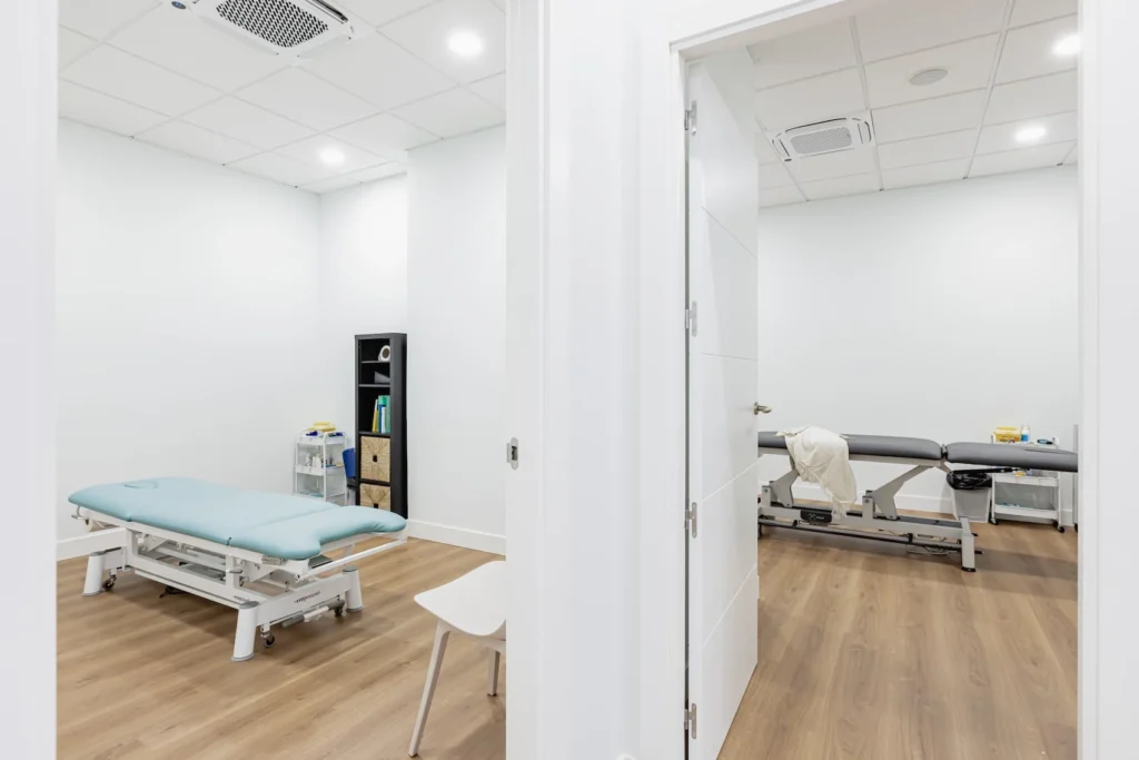salas de fisioterapia en la clinica alhondiga en bilbao